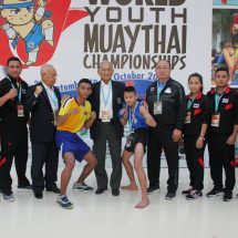 ดร.ศักดิ์ชาย แสดงความยินดี 2 นักมวยไทยเยาวชน ทีมชาติไทยที่ผ่านรอบแรก