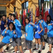 แข่งขันมวยไทยสมัครเล่นเยาวชน ชิงแชมป์โลก รัชชานนท์ เครือวัลย์ (แดง) ไล่ต้อนเตะ Shaknin Nazarli นักชกจากประเทศเบลารุส ก่อนเอาชนะคะแนน 29-28 รุ่น 57 กก. ประเภทเยาวชนชาย