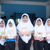 อมรินทร์ และ ไทยเบฟเวอเรจ ลุยภาคอีสานและภาคเหนือ   ส่งท้ายกิจกรรม SCHOOL ROADSHOW  โครงการส่งความรู้สร้างความสุขปี 2   พัฒนาการเรียนรู้สู่อนาคต