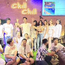 “นภัค บุญณัชนิธินาถ ร่วมยินดี ลิลลี่ เหงียน ในงานเลี้ยงปิดกล้องภาพยนตร์ ‘พญานาค'”