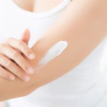 เคล็ดลับผิวสวยหน้าหนาว ปกป้องและฟื้นบำรุงผิวอย่างตรงจุด