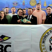 “WBC – WBCMT” รวมพลังช่วยผู้ประสบอุทกภัยจัดสิ่งของ 4 รถบรรทุกขนาดใหญ่ มอบให้ “ศป.สอ.”