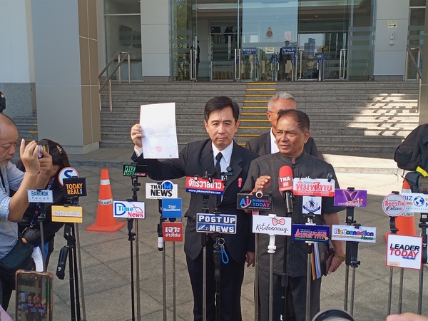 “เสี่ยโก้” นายก่อเกียรติ พาณิชยารมณ์ โปรโมเตอร์มวยโลกรางวัลยอดเยี่ยมเอเชีย 3 สถาบัน รุดทวงถามความเป็นธรรมที่ สำนักงาน ป.ป.ช.