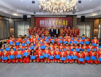 ปิดฉากอย่างยิ่งใหญ่! สคม. กกท. มอบประกาศนียบัตร “ผู้ฝึกสอนมวยไทยชาวต่างชาติ” ยกระดับศิลปะมวยไทยสู่มาตรฐานสากล ที่พัทยา