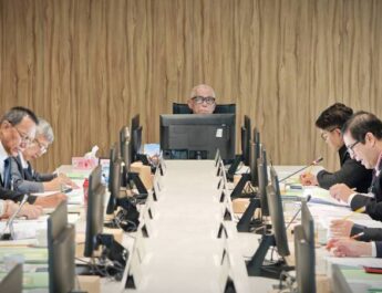 อนุกมธ.กีฬา วุฒิสภา รุกปลดล็อก “สนามกีฬาถ่ายโอน” จี้ สตง.-สถ. ปั้นคู่มือมาตรฐานชาติ เปิดช่องมืออาชีพร่วมบริหารลดภาระงบรัฐ