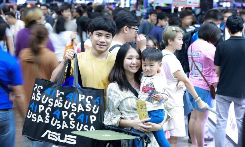 COMMART ULTRAFORCE 2026 คึกคักรับกระแส AI หนุนตลาดไอทีกลางปี โน้ตบุ๊กครองแชมป์ยอดขาย
