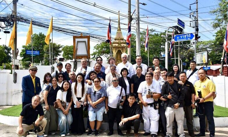 “ขจรศักดิ์” ที่ปรึกษา สนท. – ผู้บริหาร บจก.ฐาปนินทร์ ผู้สร้างป้ายสมาคมยุคเริ่มแรก จัดบวงสรวงใหญ่พระสยามเทวาธิราช ย้ำความผูกพันยาวนานกว่า 30 ปี