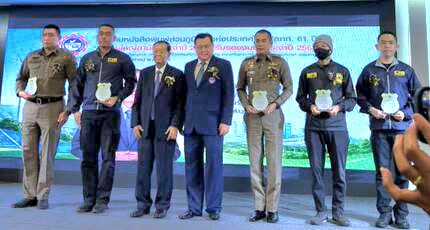 “สุรเดช มณีไพศาลสกุล” ผู้แทน “สมชาย จรรยา” อุปนายกสมาคมนักวิทยุและโทรทัศน์แห่งประเทศไทย ในพระบรมราชูปถัมภ์–เลขานุการ กมธ.การท่องเที่ยว ร่วมยินดี “อนันต์ นิลมานนท์” นายก สภท. ครบรอบ 61 ปี